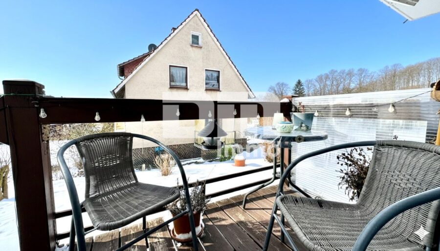 Umfangreich saniertes Ein- bis Zweifamilienhaus in idyllischer Ortsrandlage - IMG_1401